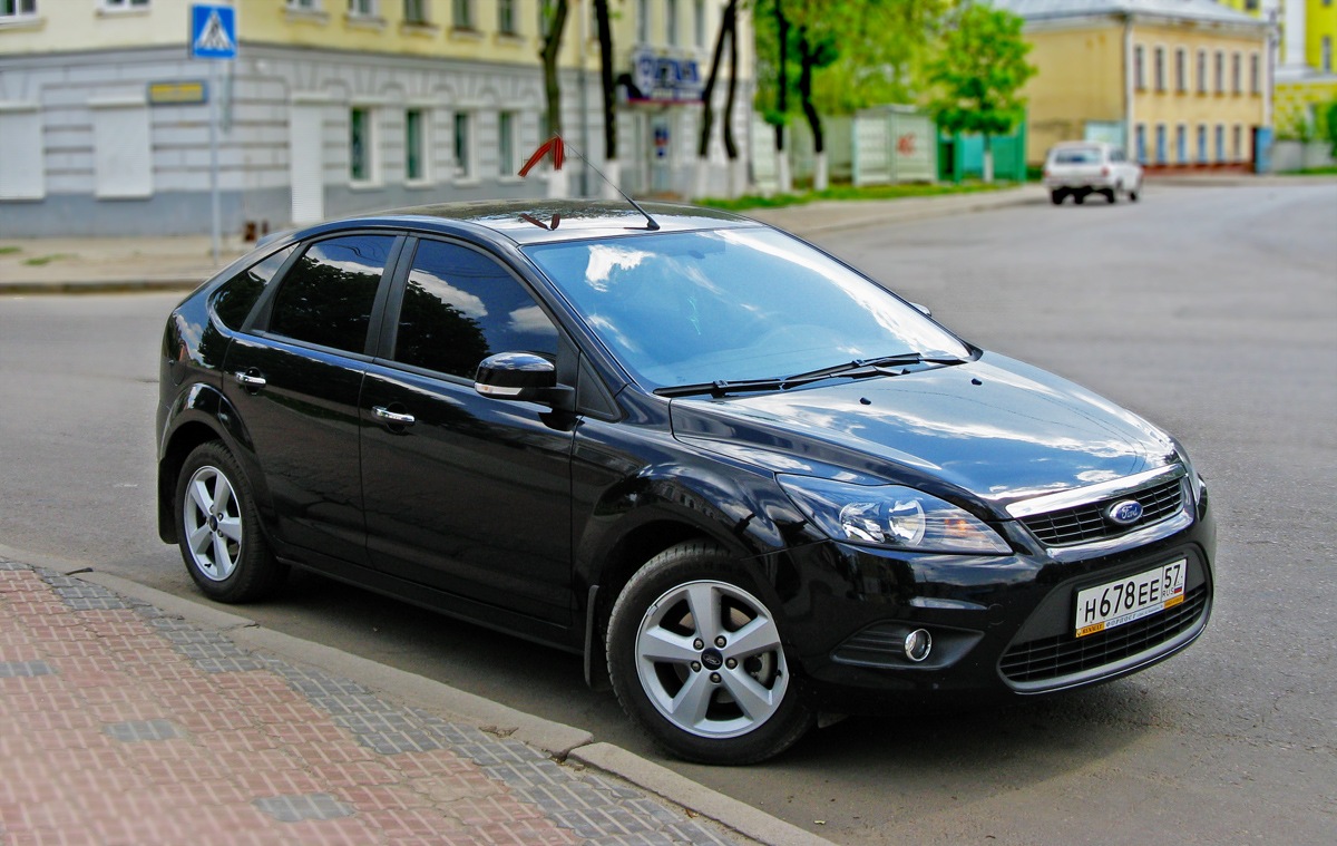 Фото черного форда. Ford Focus 2 хэтчбек черный.