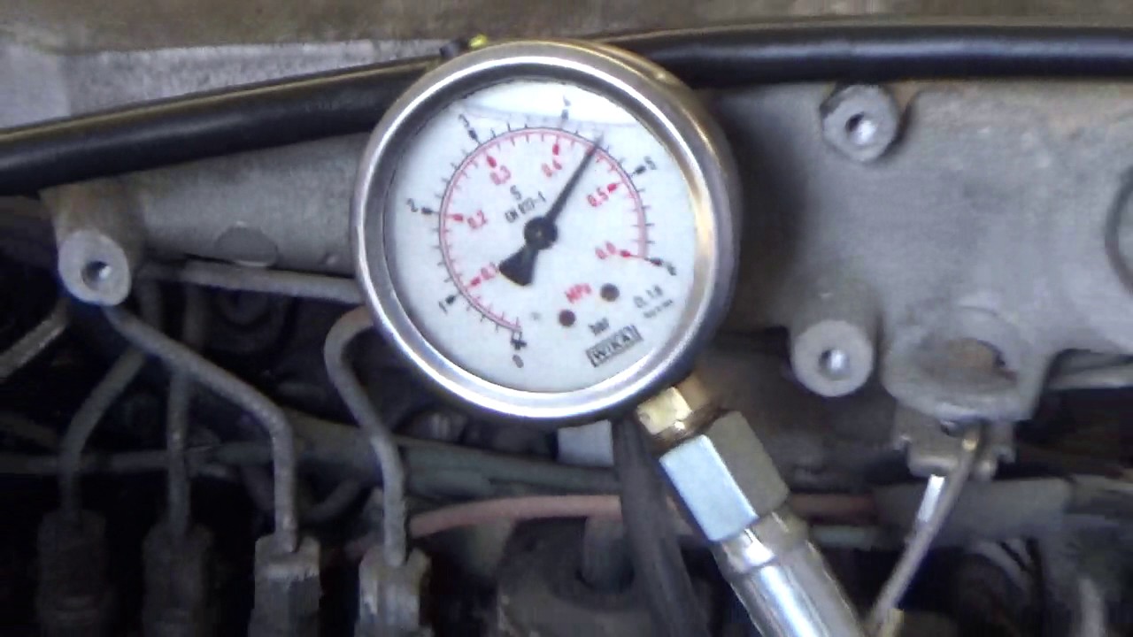 Величина давления масла. Датчик давления масла om642. Давление масла в двигателе 428f. Датчик давления масла ом 602. Механический датчик давления масла на двигатель ом 602.
