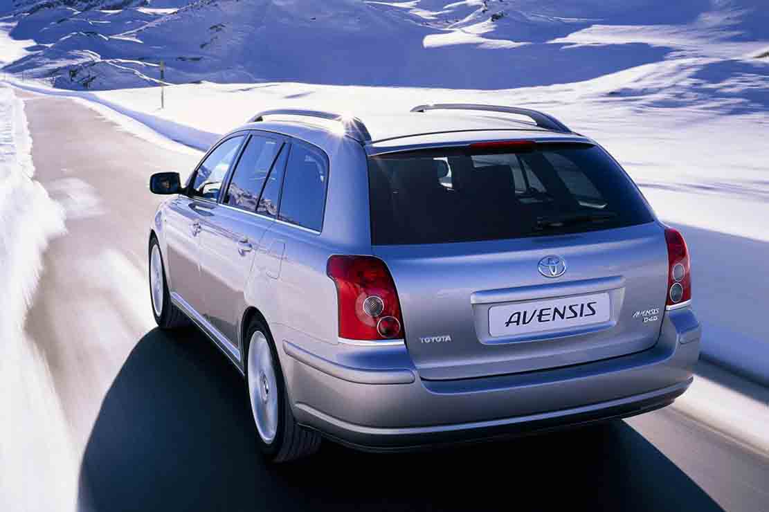 Тойота авенсис универсал. Toyota Avensis 2008 универсал зад \. Toyota Avensis 2008 универсал зад американец. Фольксваген Авенсис. Тойота Авенсис пятидверная.